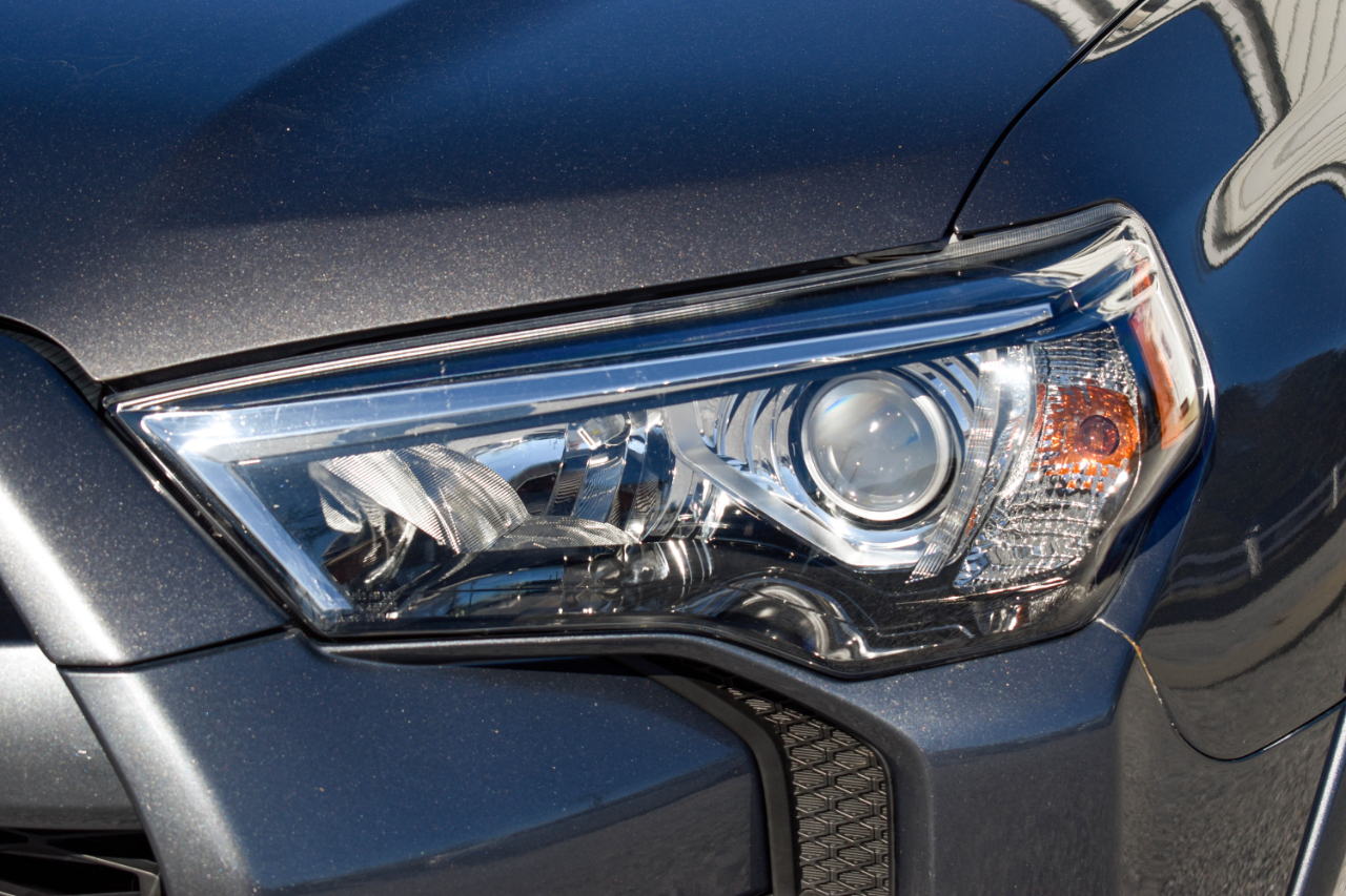 Toyota 4Runner SR5 4WD 2018