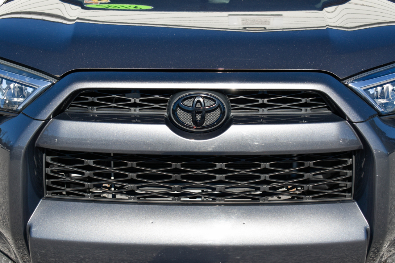 Toyota 4Runner SR5 4WD 2018