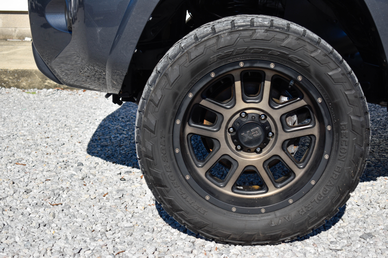 Toyota 4Runner SR5 4WD 2018