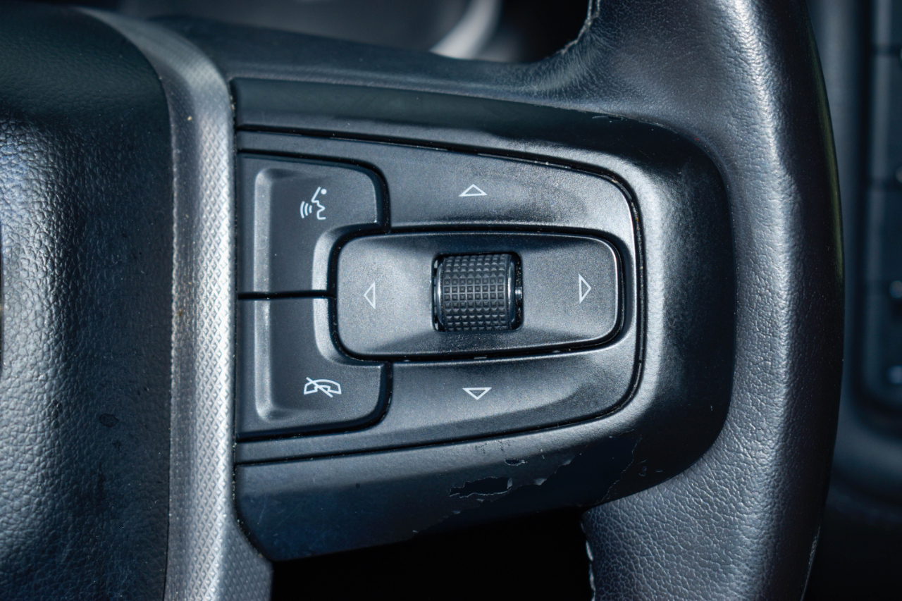 GMC Yukon Denali 4WD 2021