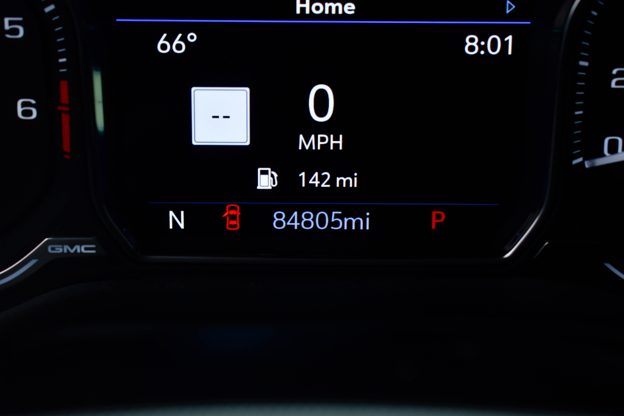 GMC Yukon Denali 4WD 2021