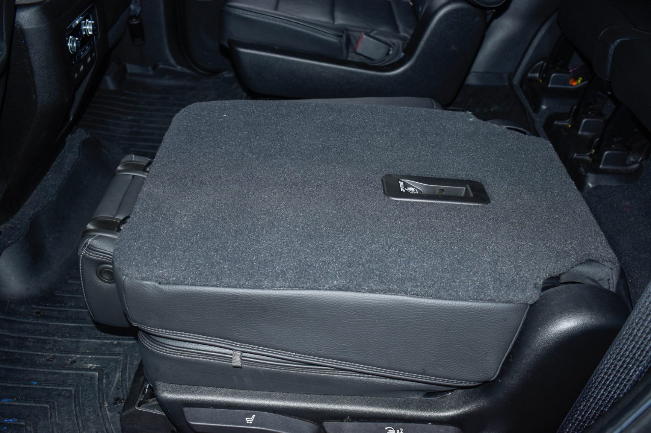 GMC Yukon Denali 4WD 2021