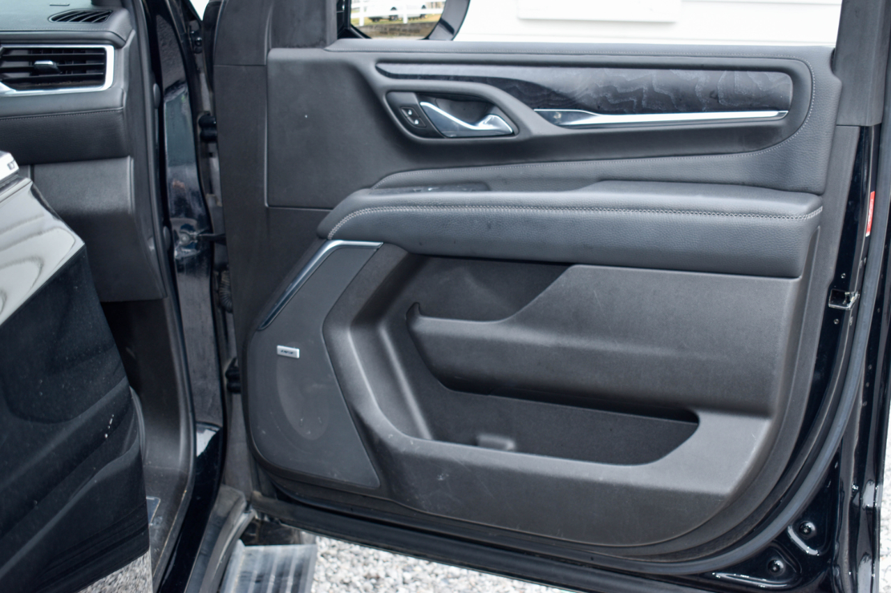 GMC Yukon Denali 4WD 2021