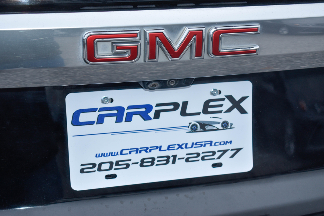 GMC Yukon Denali 4WD 2021