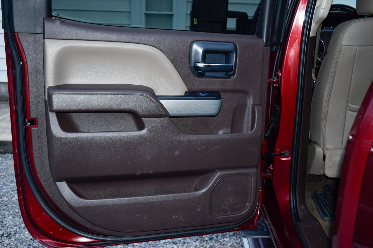 Chevrolet Silverado 2500HD LTZ Crew Cab 4WD 2016