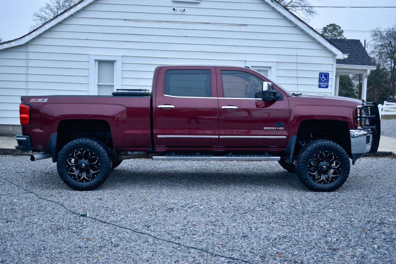 Chevrolet Silverado 2500HD LTZ Crew Cab 4WD 2016