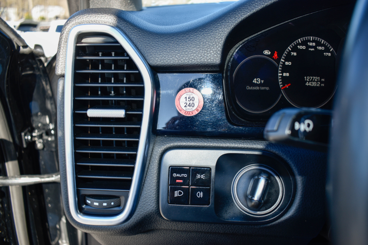 Porsche Cayenne Base 2019