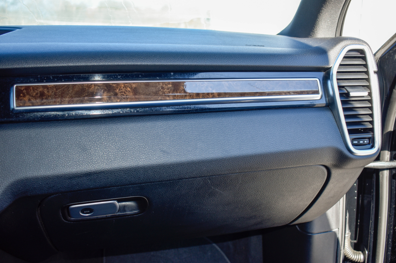 Porsche Cayenne Base 2019