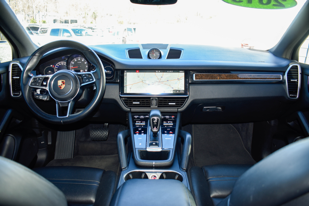 Porsche Cayenne Base 2019