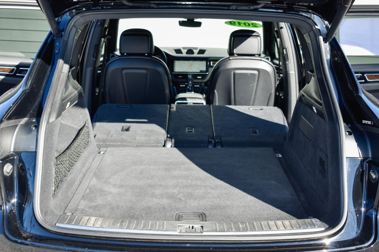 Porsche Cayenne Base 2019