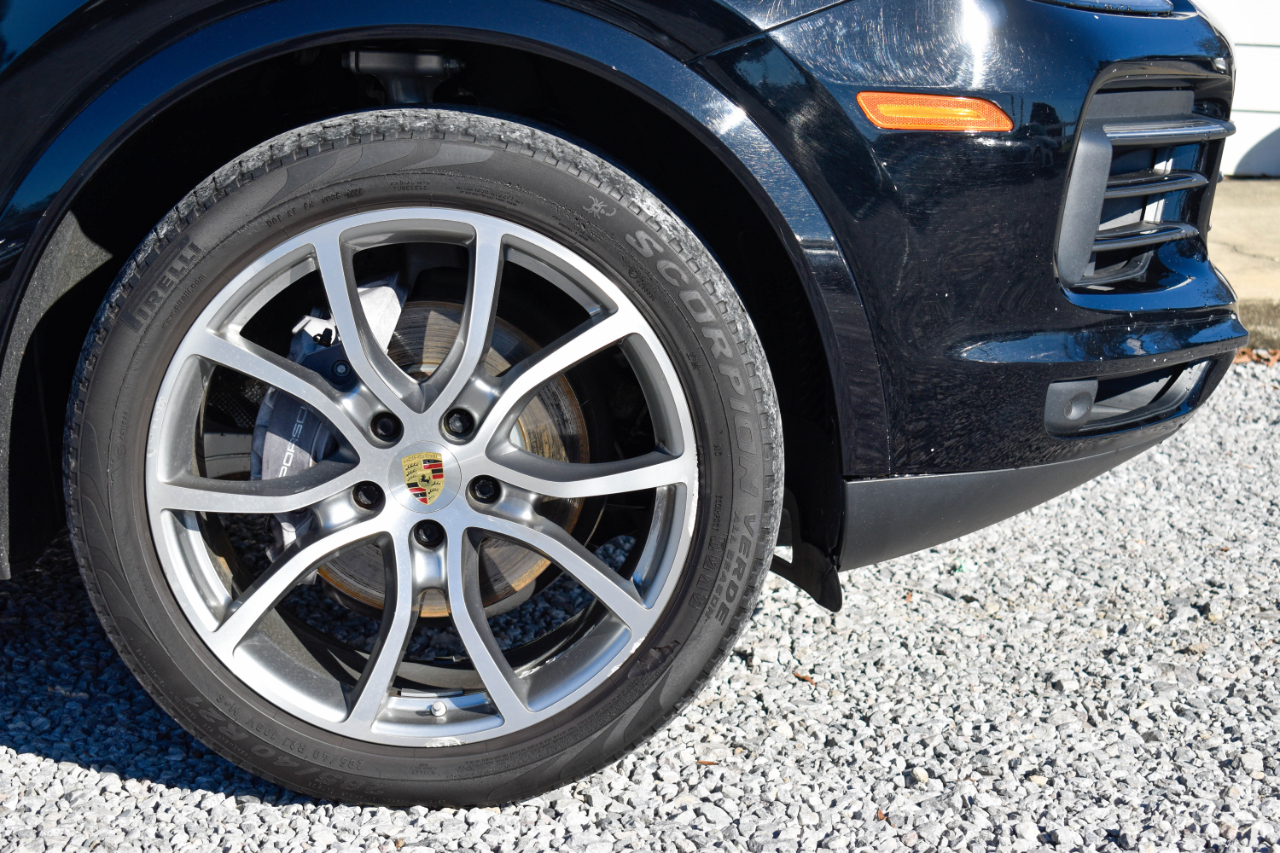 Porsche Cayenne Base 2019