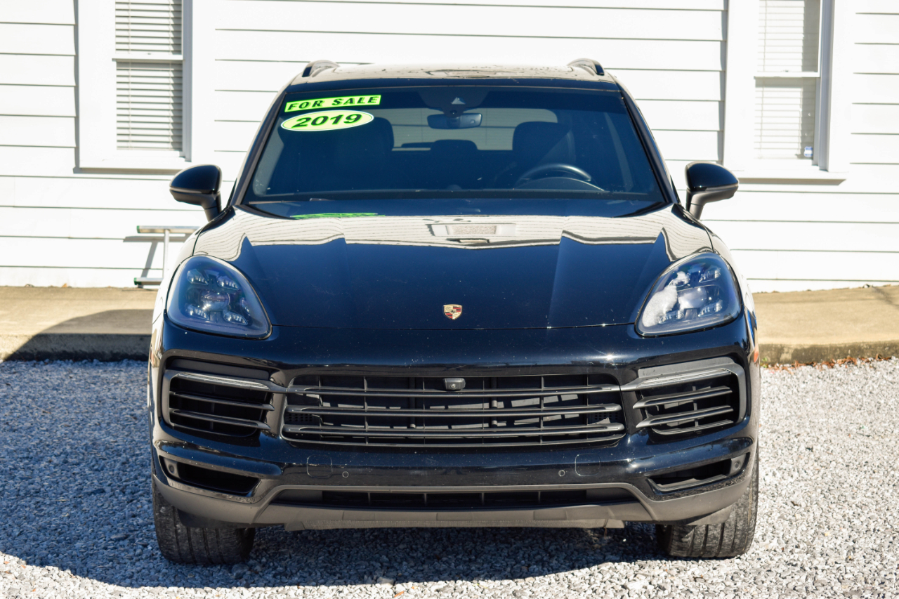 Porsche Cayenne Base 2019