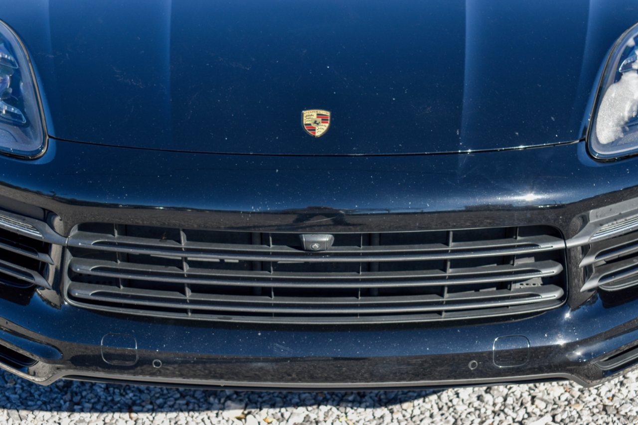 Porsche Cayenne Base 2019