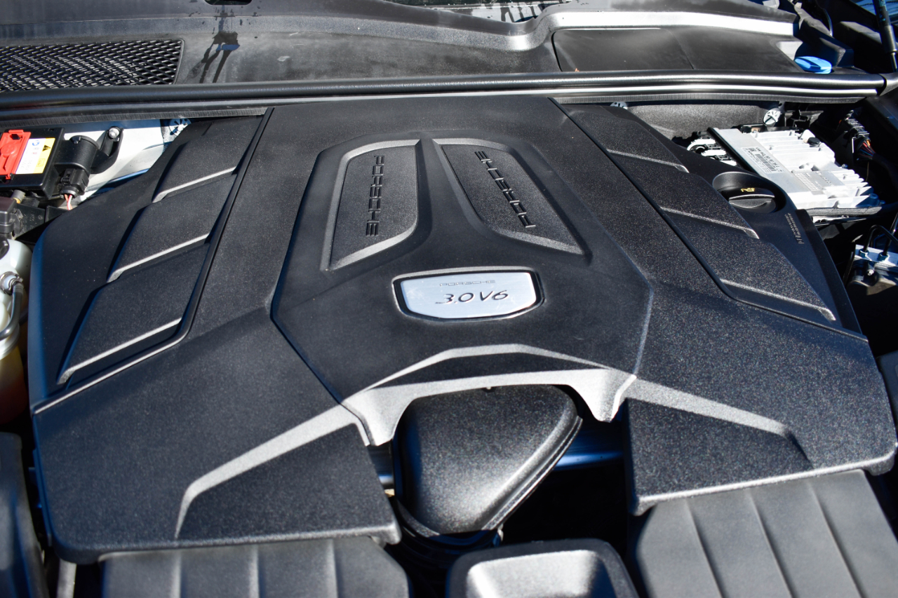 Porsche Cayenne Base 2019