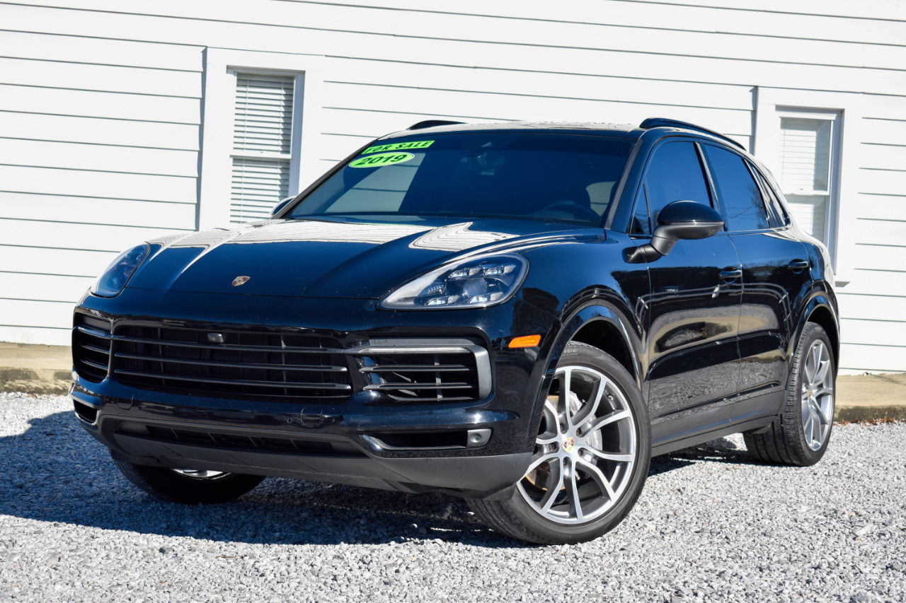 Porsche Cayenne Base 2019