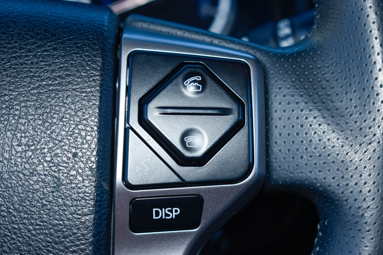 Toyota 4Runner SR5 2WD 2016