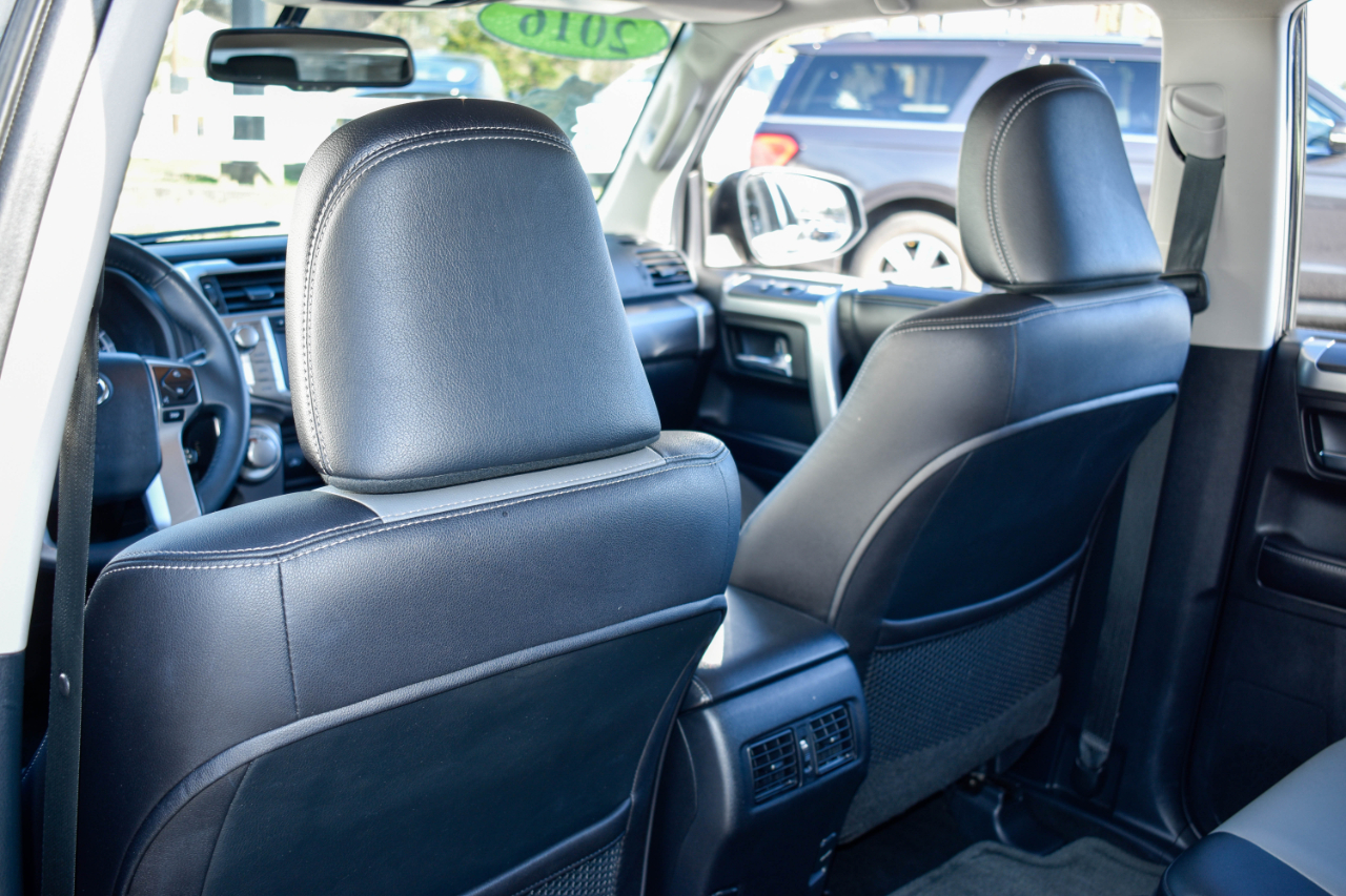 Toyota 4Runner SR5 2WD 2016