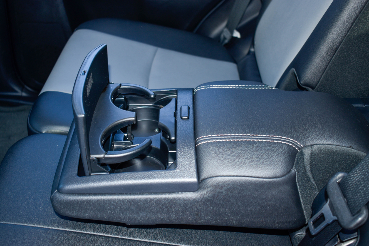 Toyota 4Runner SR5 2WD 2016