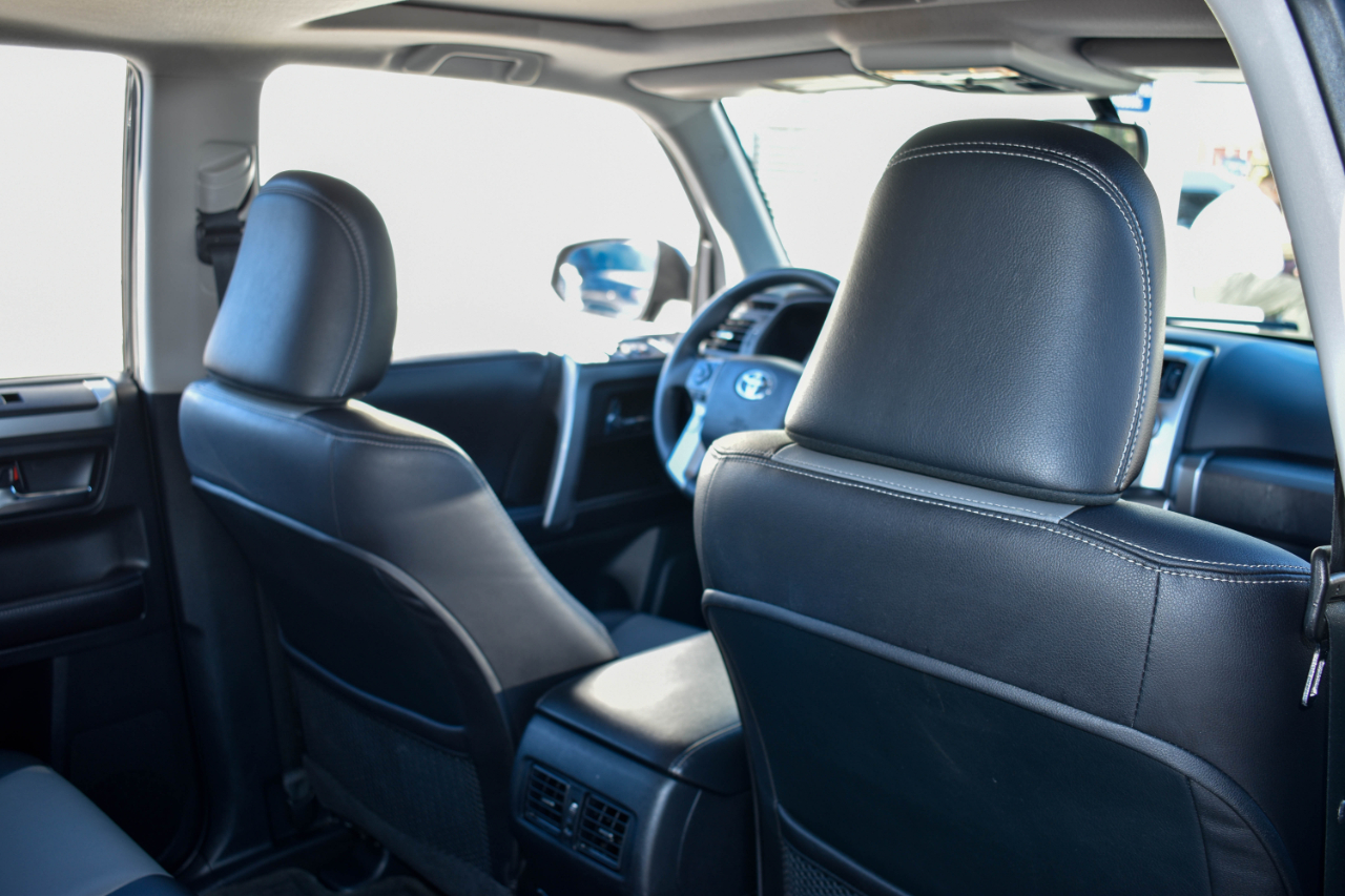 Toyota 4Runner SR5 2WD 2016