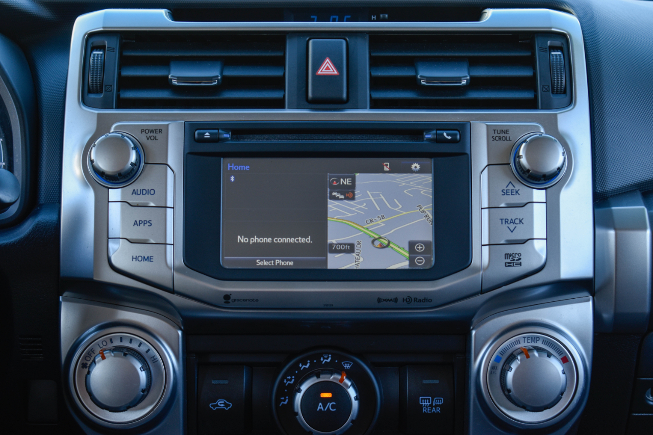 Toyota 4Runner SR5 2WD 2016