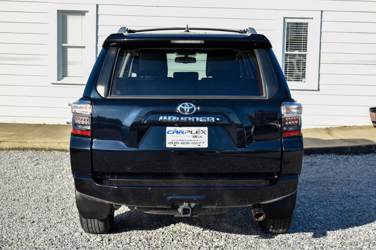 Toyota 4Runner SR5 2WD 2016