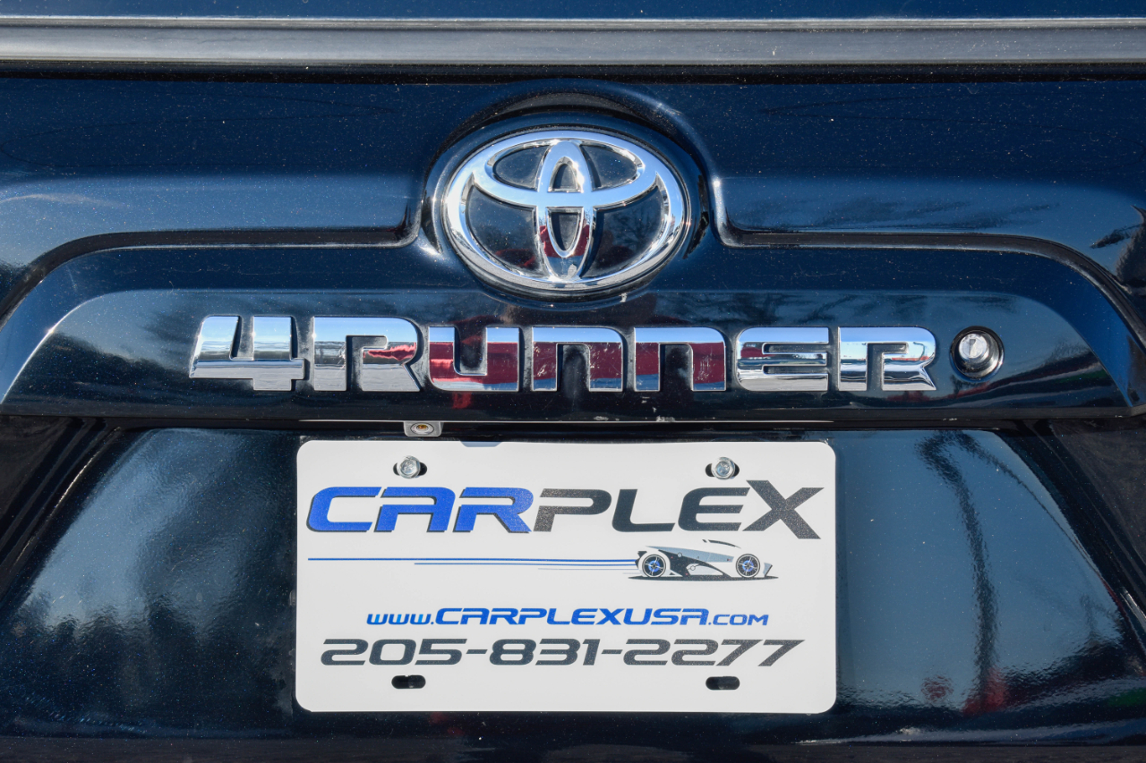 Toyota 4Runner SR5 2WD 2016