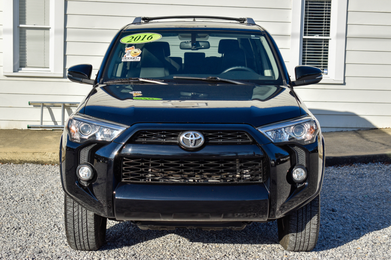 Toyota 4Runner SR5 2WD 2016