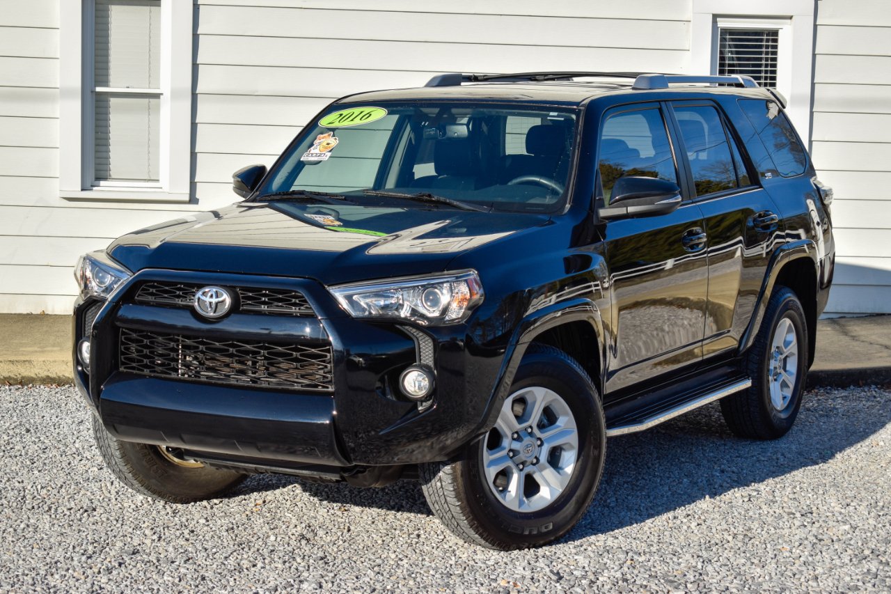 Toyota 4Runner SR5 2WD 2016