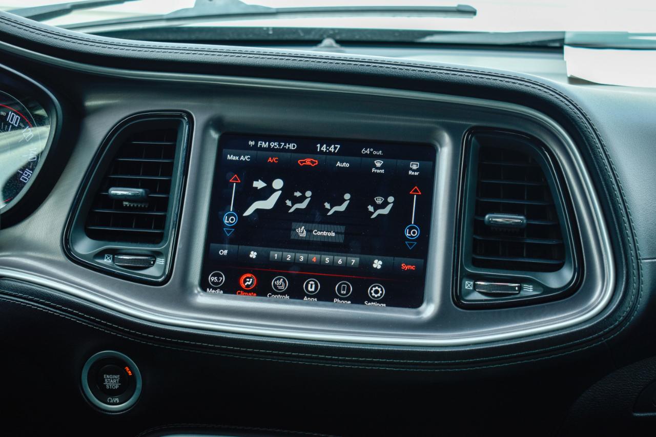 Dodge Challenger GT 2022