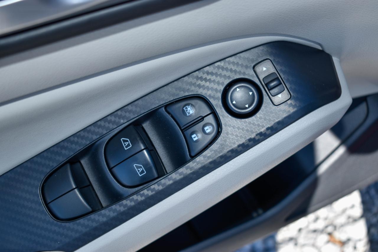 Nissan Altima 2.5 SV 2025