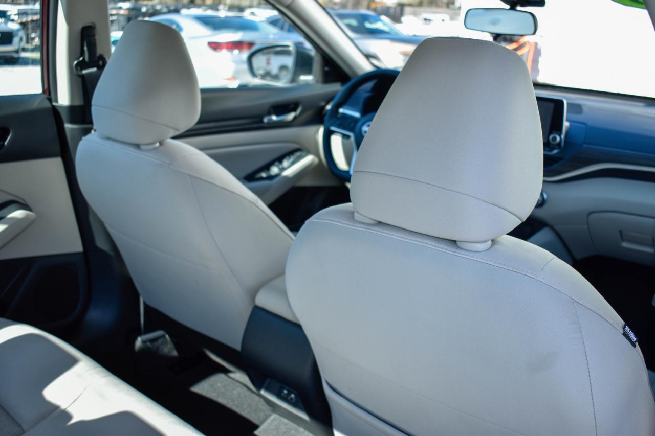 Nissan Altima 2.5 SV 2025