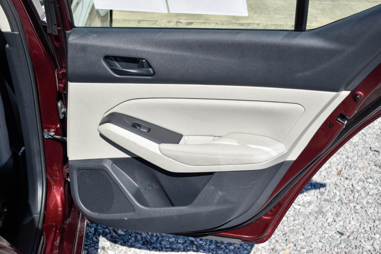 Nissan Altima 2.5 SV 2025