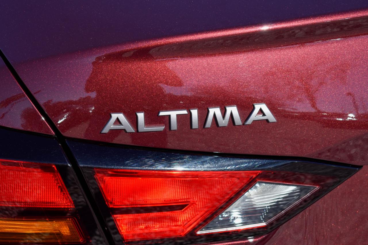 Nissan Altima 2.5 SV 2025