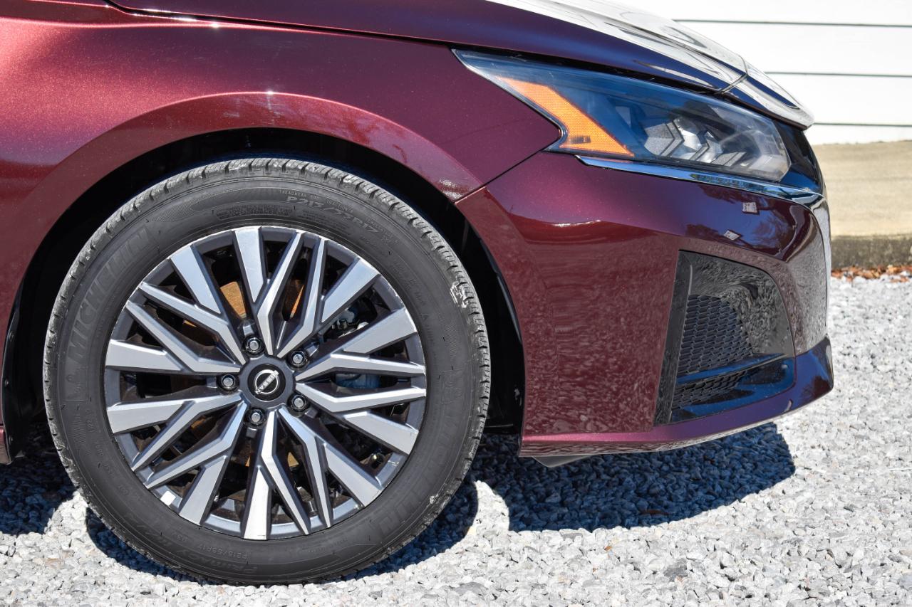 Nissan Altima 2.5 SV 2025