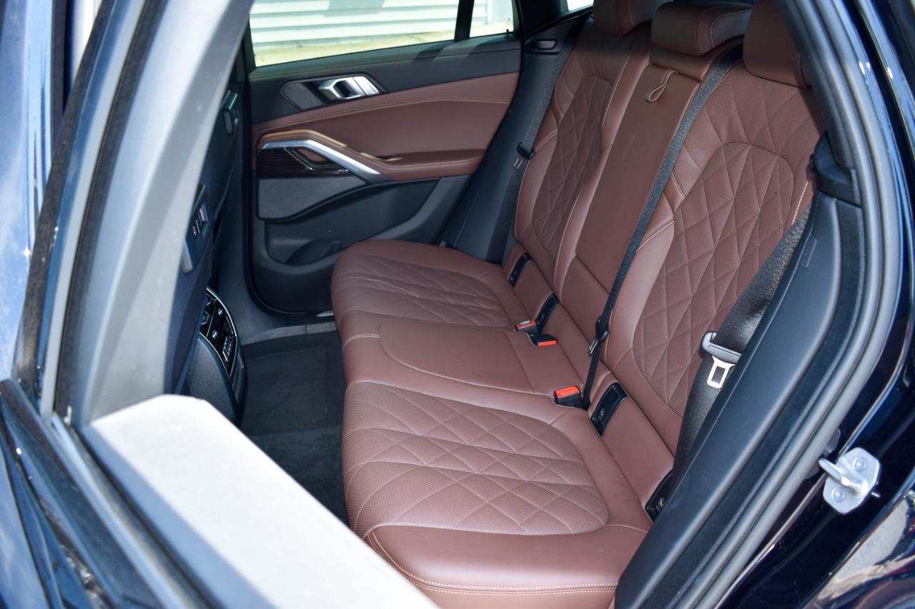 BMW X6 xDrive40i 2023