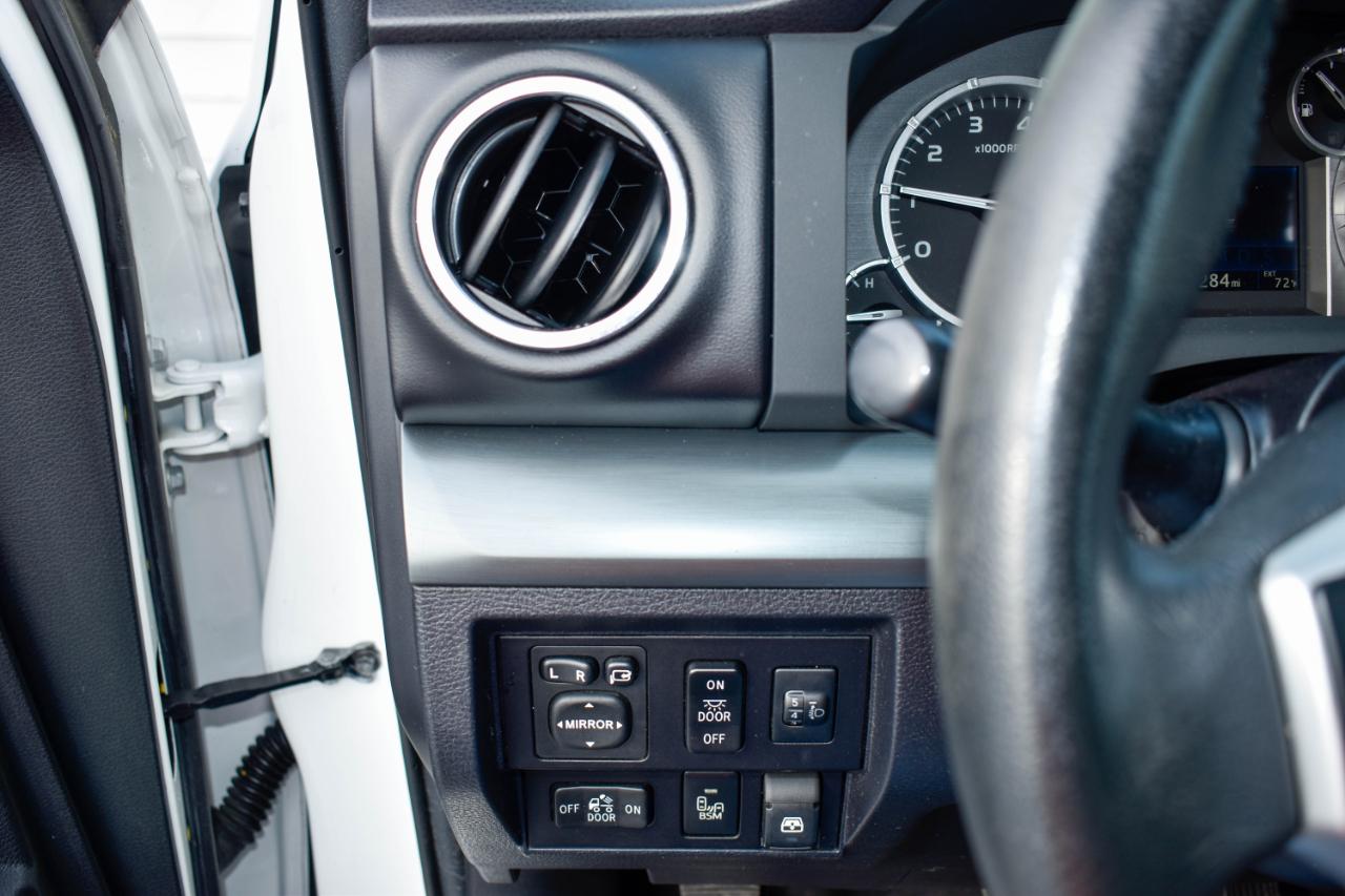 Toyota Tundra Platinum CrewMax 5.7L 4WD 2017