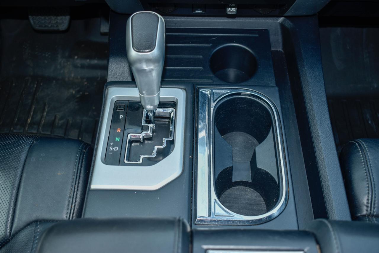 Toyota Tundra Platinum CrewMax 5.7L 4WD 2017