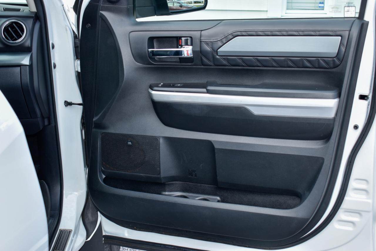 Toyota Tundra Platinum CrewMax 5.7L 4WD 2017