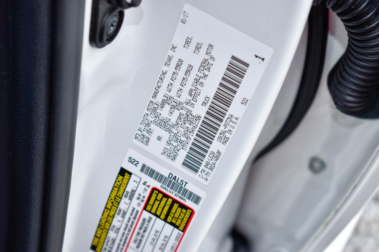 Toyota Tundra Platinum CrewMax 5.7L 4WD 2017