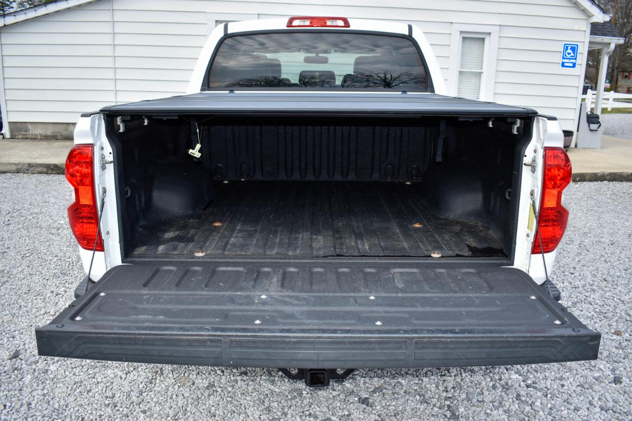 Toyota Tundra Platinum CrewMax 5.7L 4WD 2017