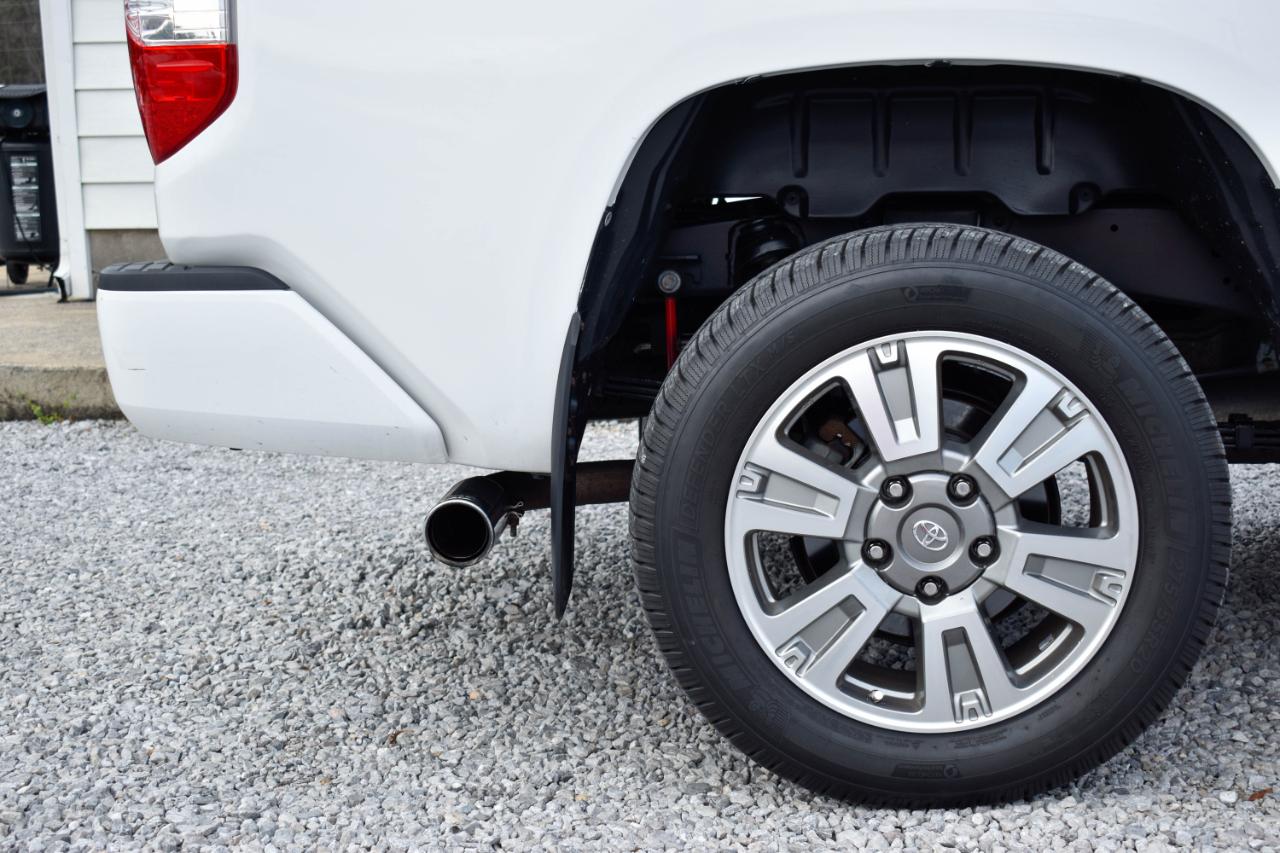 Toyota Tundra Platinum CrewMax 5.7L 4WD 2017