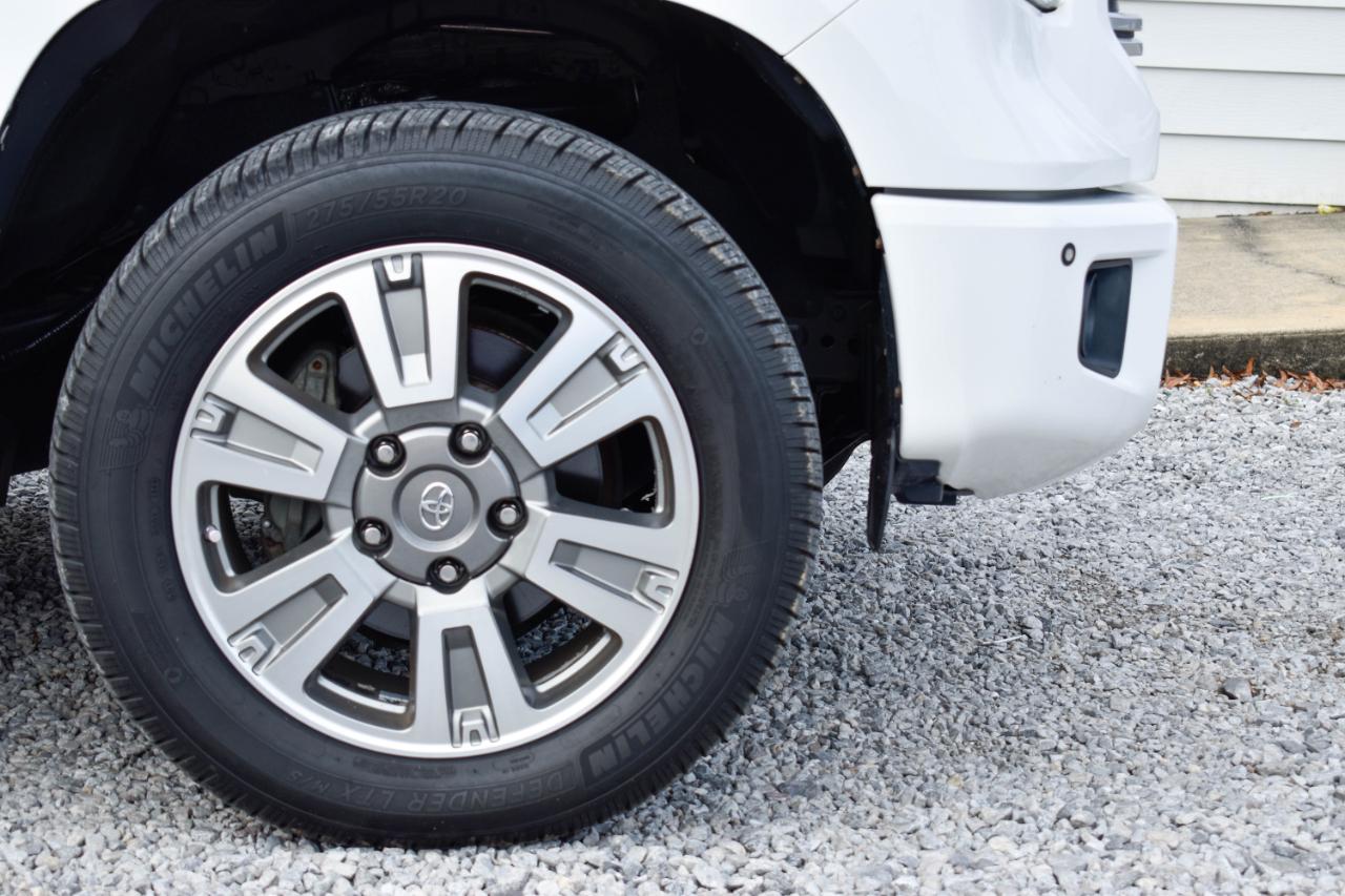 Toyota Tundra Platinum CrewMax 5.7L 4WD 2017