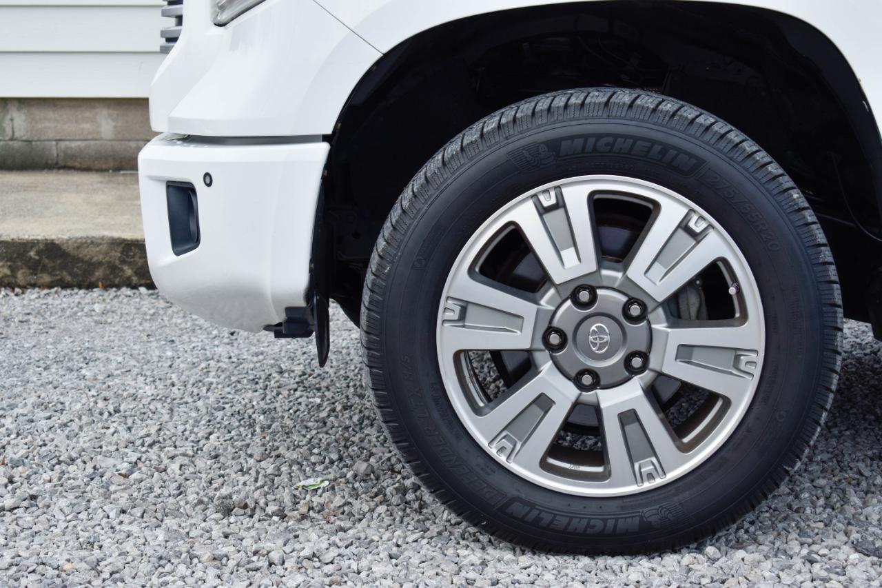 Toyota Tundra Platinum CrewMax 5.7L 4WD 2017