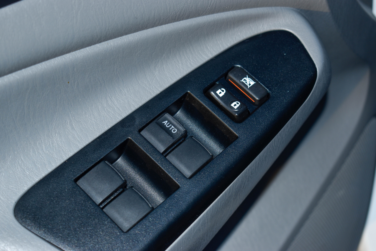 Toyota Tacoma PreRunner Double Cab V6 5AT 2WD 2014