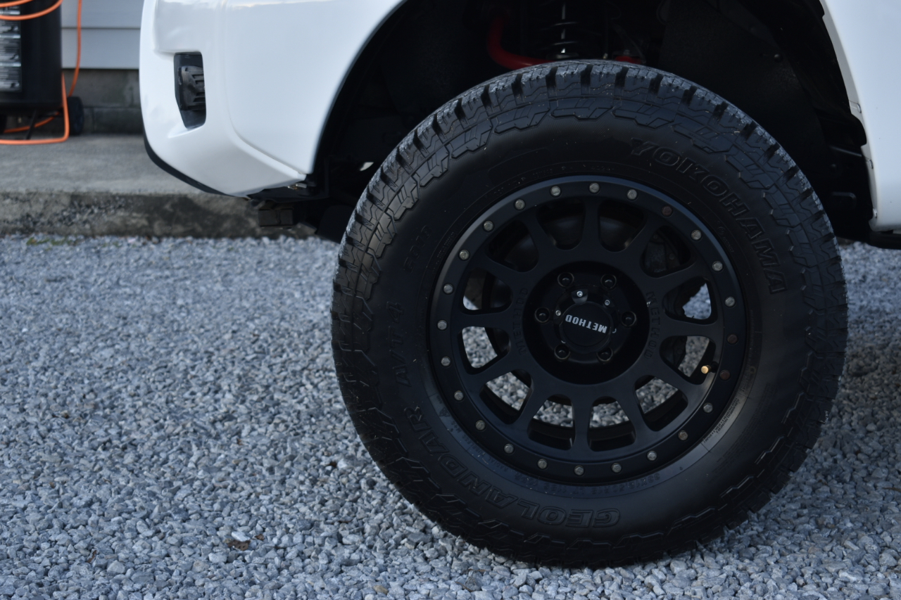 Toyota Tacoma PreRunner Double Cab V6 5AT 2WD 2014