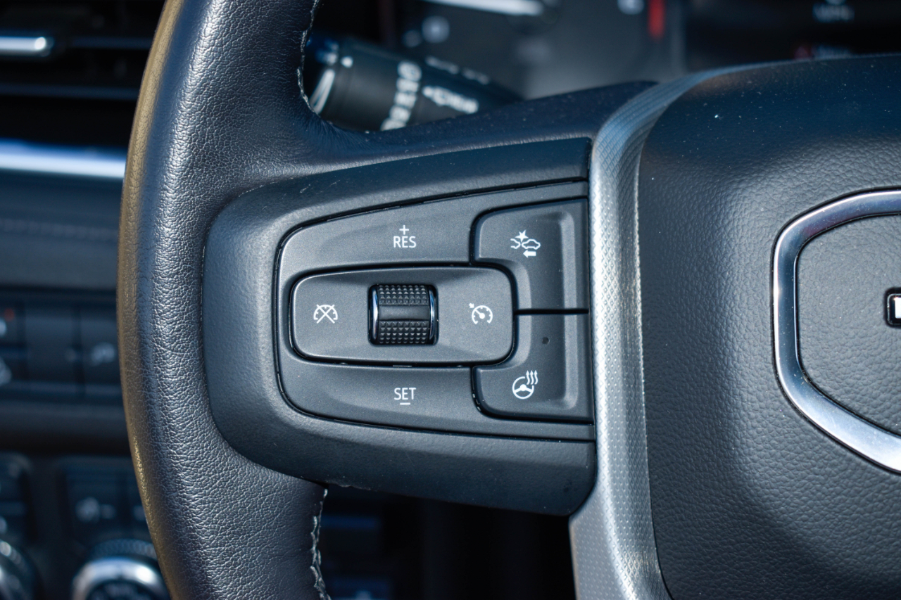 GMC Yukon Denali 4WD 2021