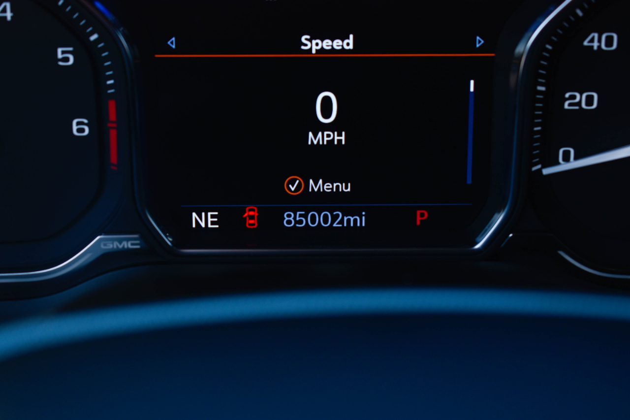 GMC Yukon Denali 4WD 2021