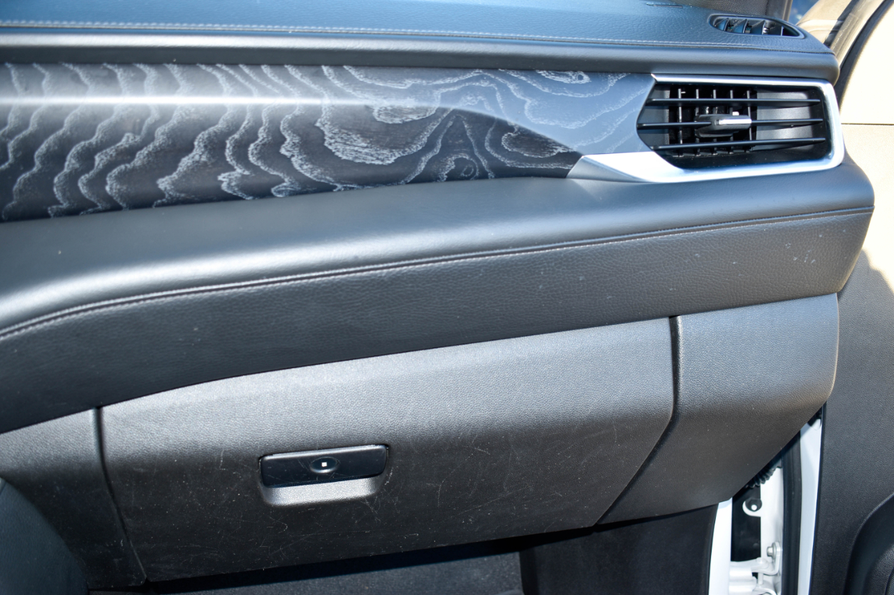 GMC Yukon Denali 4WD 2021