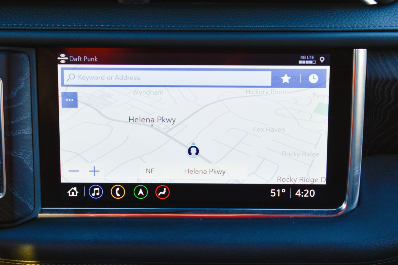 GMC Yukon Denali 4WD 2021