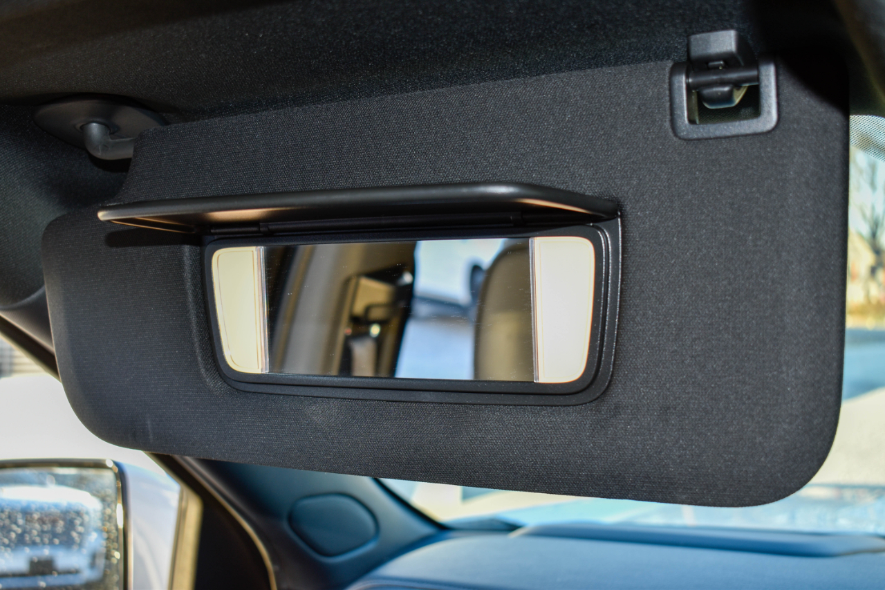 GMC Yukon Denali 4WD 2021